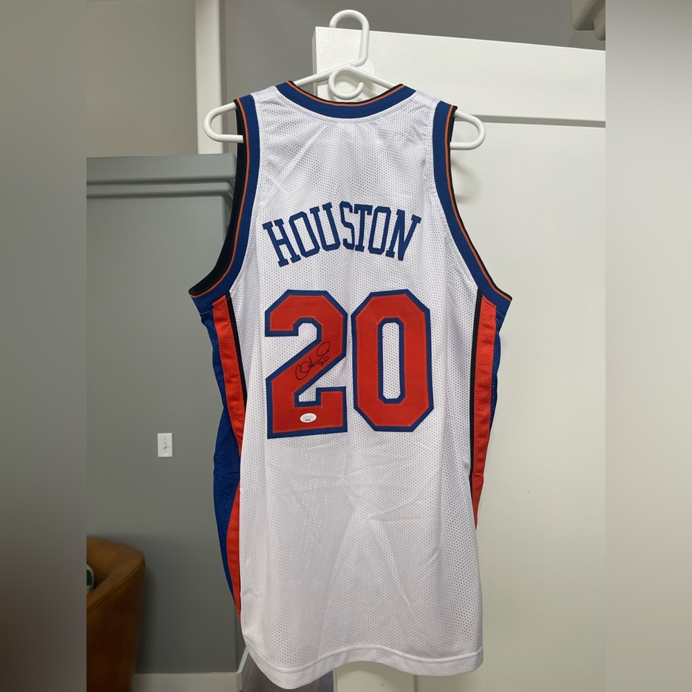 Allen Wade Houston New York knicks Signed Jersey - Picture 3 of 3